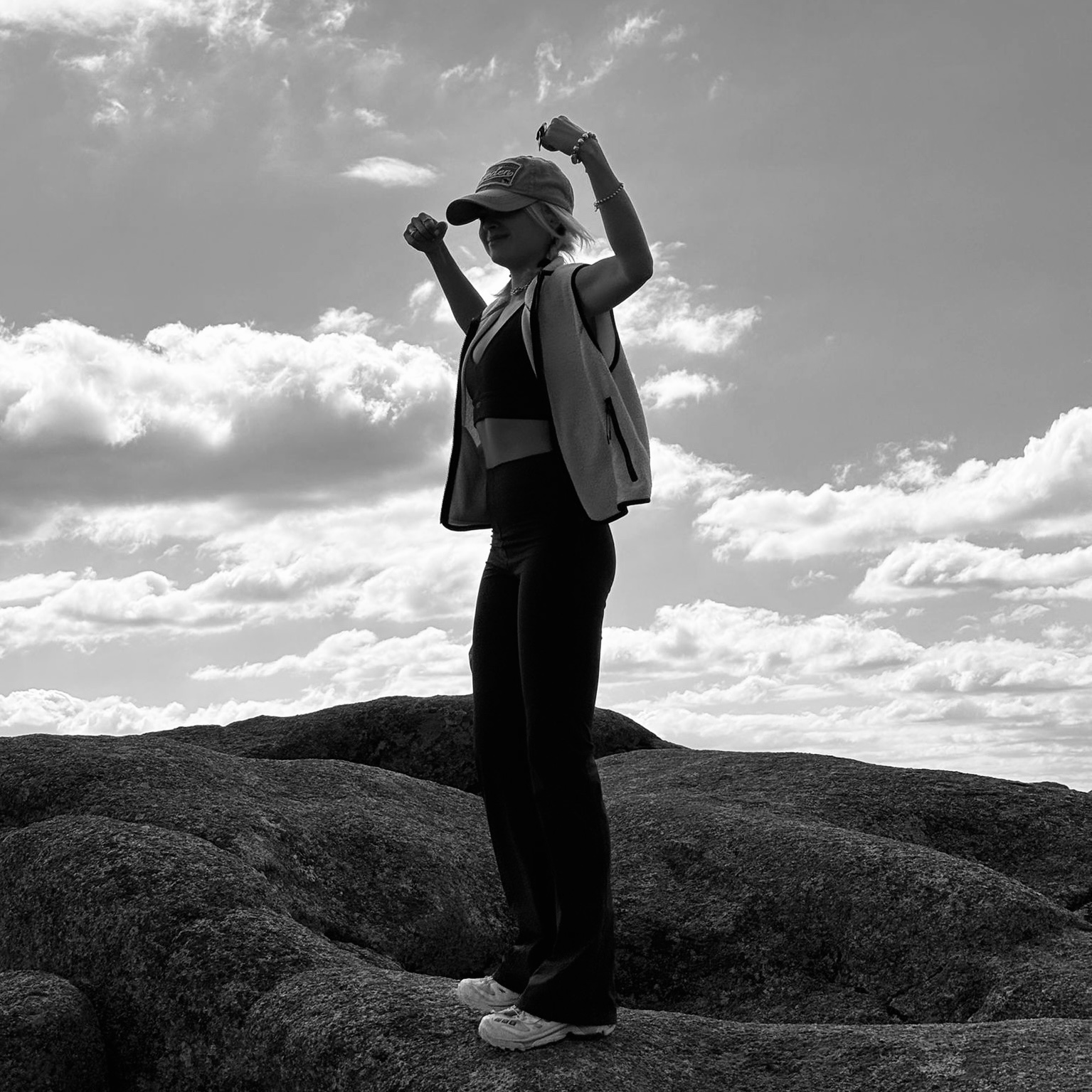 637fcaef 33bd 4a8b 9e4f 500d7143f2ab 2